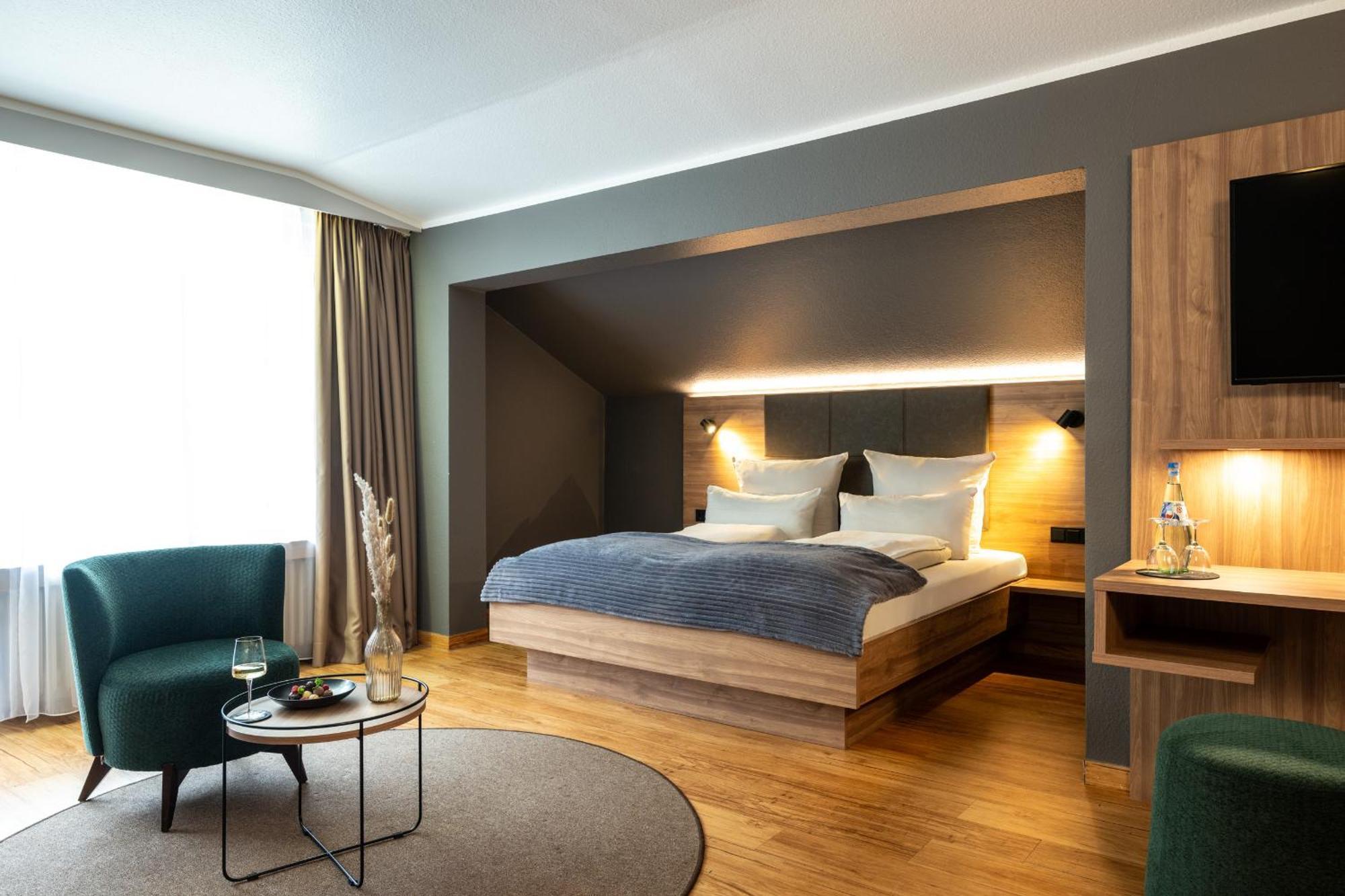 Uferdeck - Boutique Hotel ترابن ترارباخ المظهر الخارجي الصورة