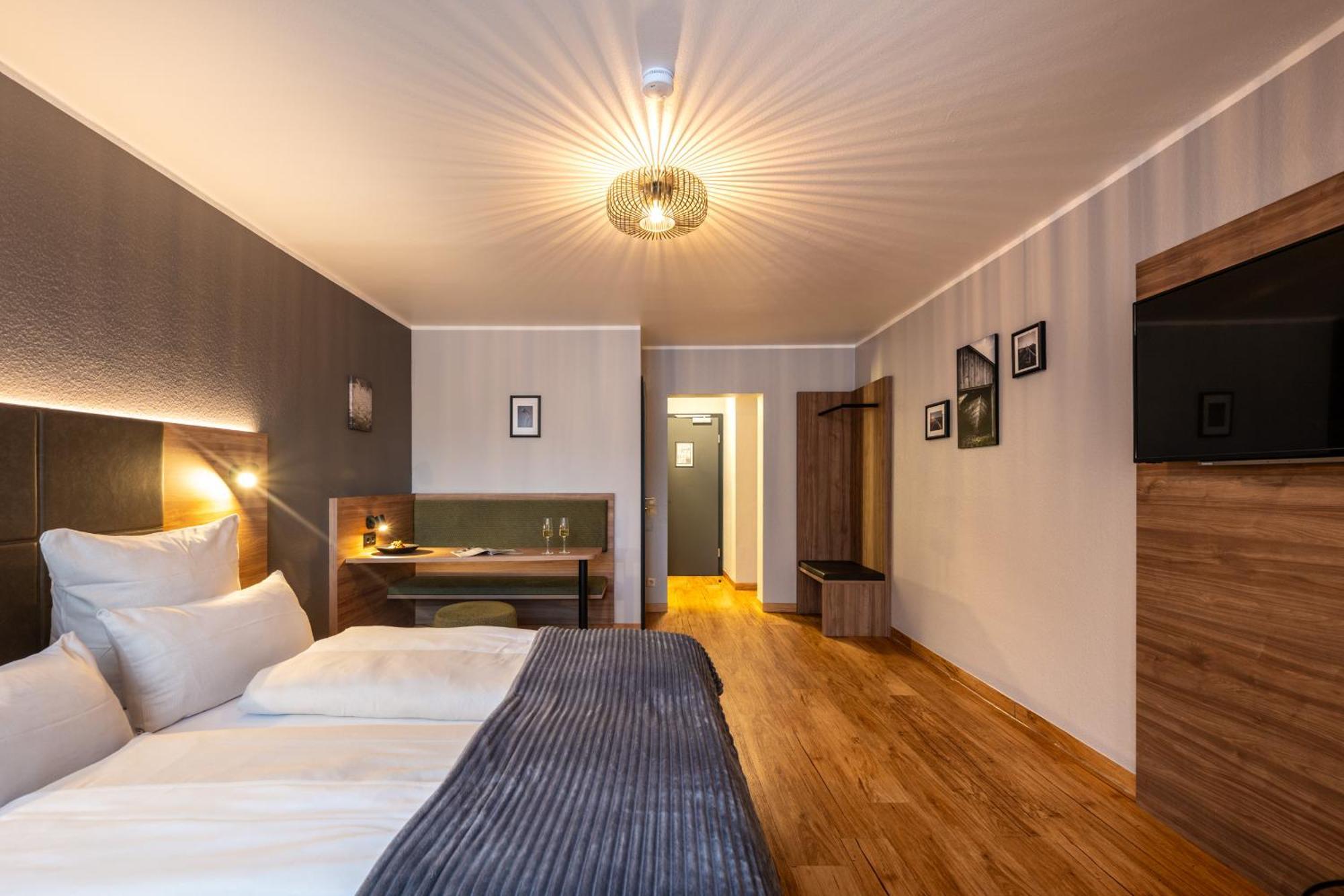 Uferdeck - Boutique Hotel ترابن ترارباخ المظهر الخارجي الصورة